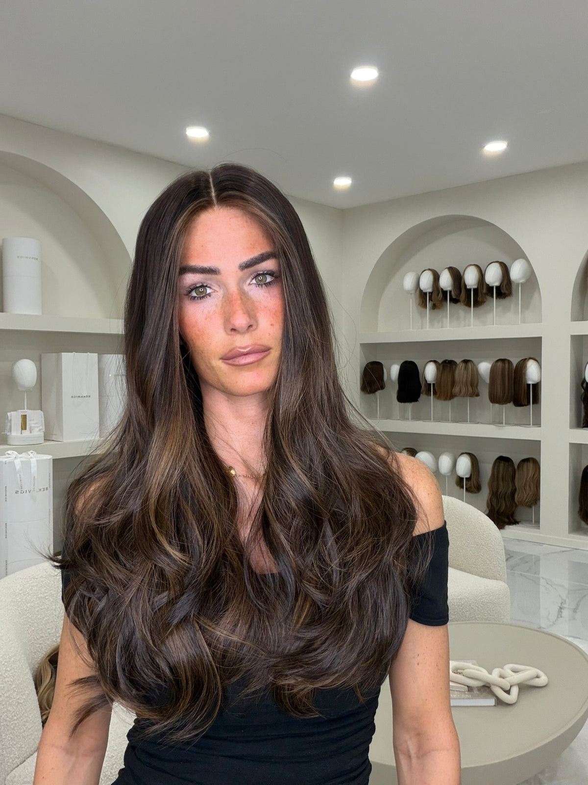 Beka 037 | Dark brown with caramel balayage