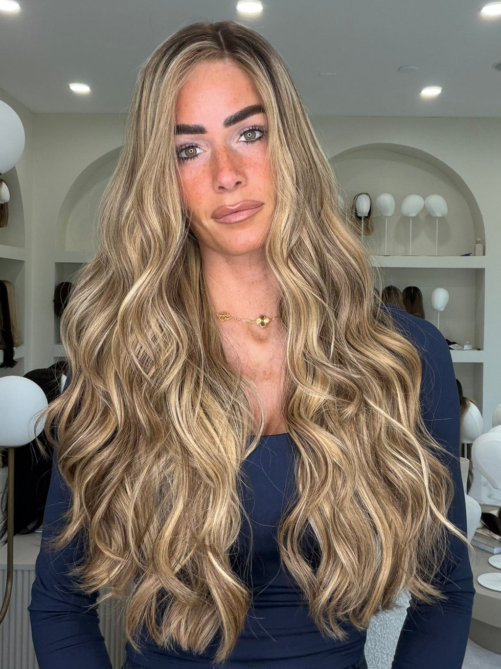 Beka 300 | Deep blond blend wig