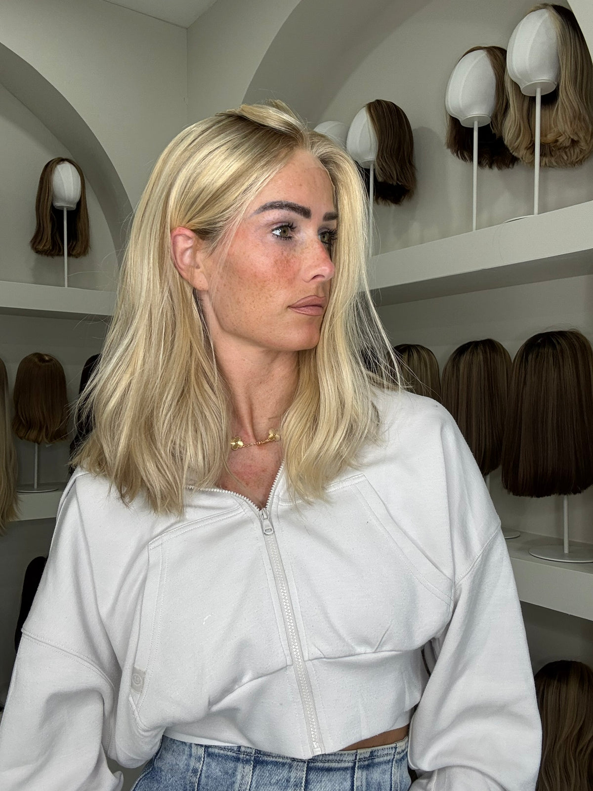 Beka 021 | Ice blonde