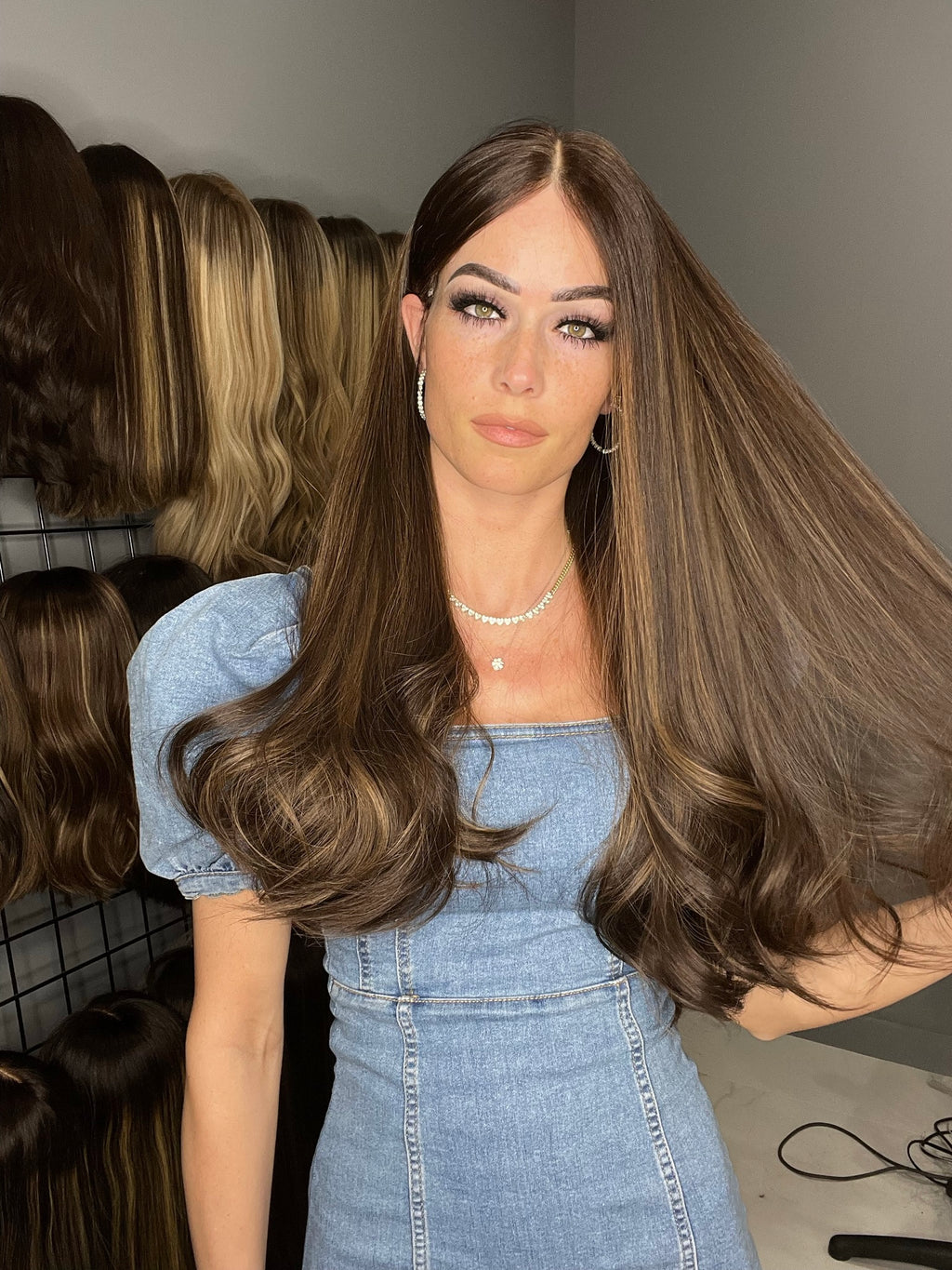 Beka 181 | Brown with light brown highlights Wig