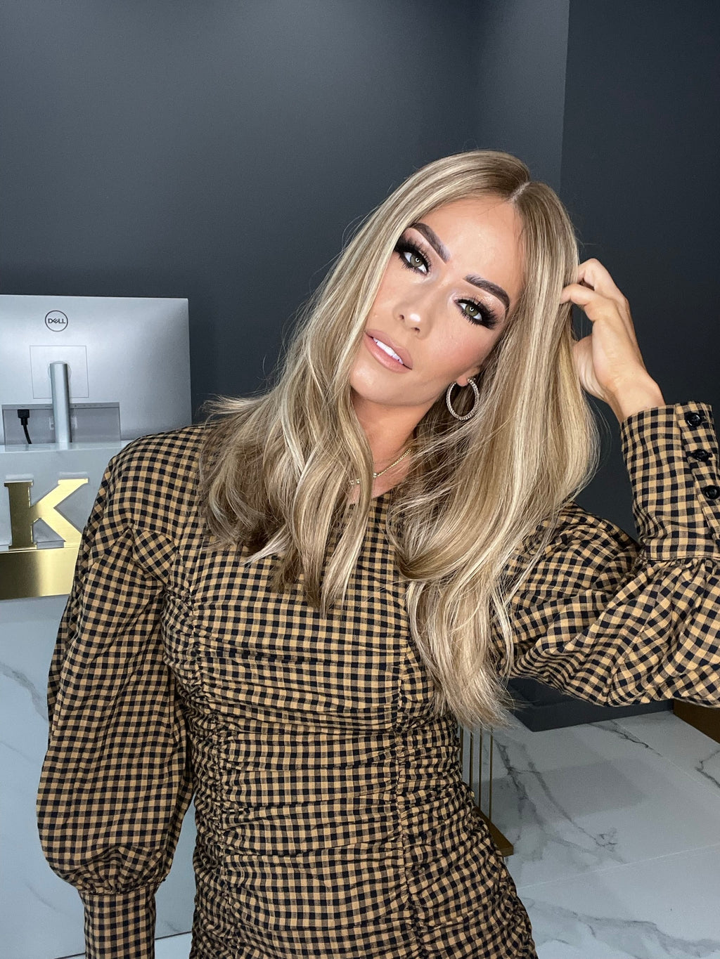 Beka 183 - Dirty blond with light blond highlights Wig