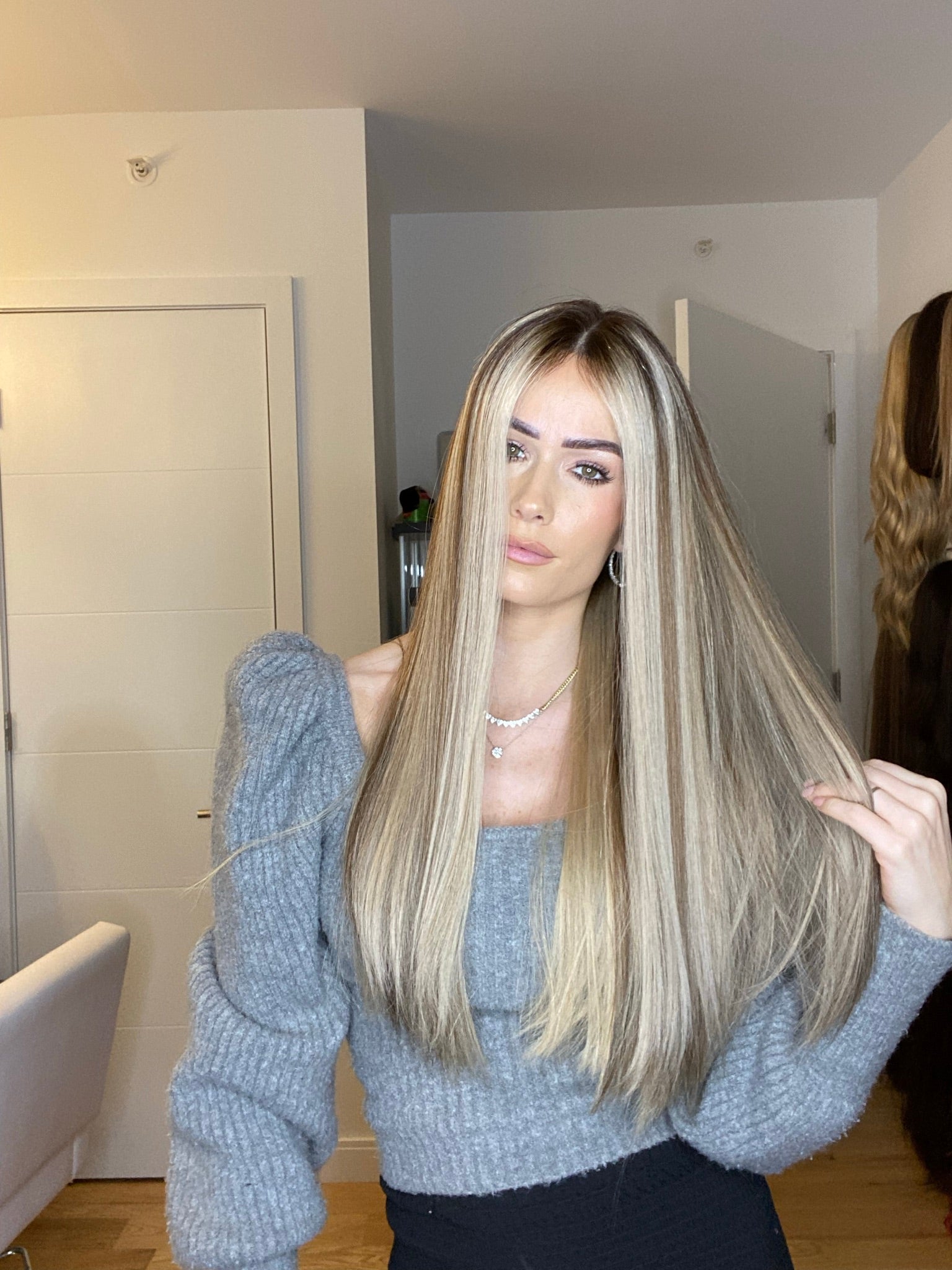 Beka 196 | Ash blond Wig