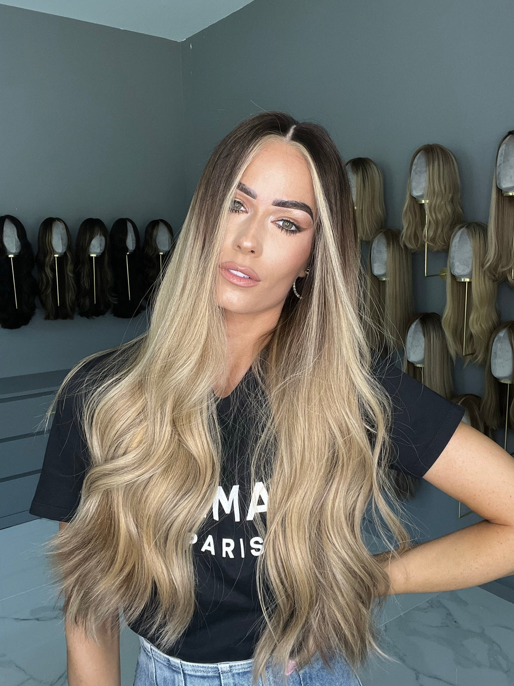Beka 208 | Dark blond ombre with money pieces Wig
