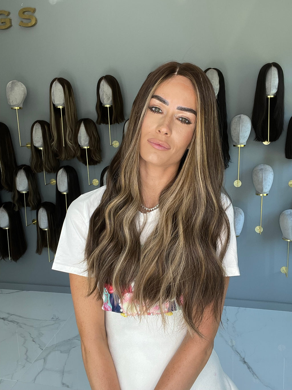 Beka 226 - Medium brown with soft balayage and money pieces Wig