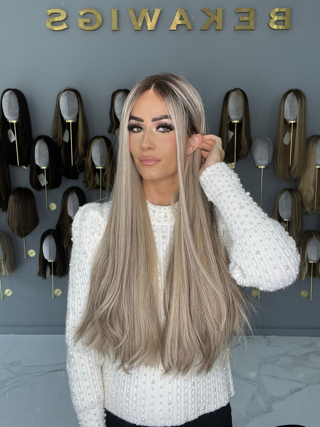 Beka 237 l Ash blond soft waves Wig