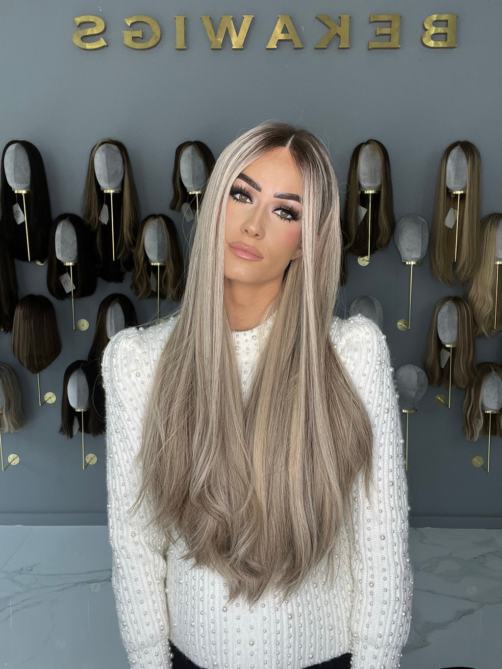 Beka 237 l Ash blond soft waves Wig