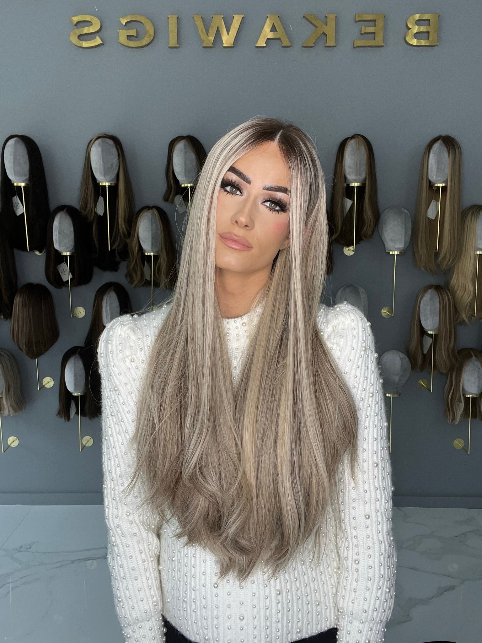 Beka 237 l Ash blond soft waves Wig