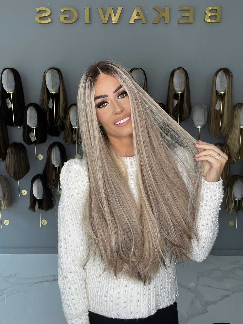 Beka 237 l Ash blond soft waves Wig