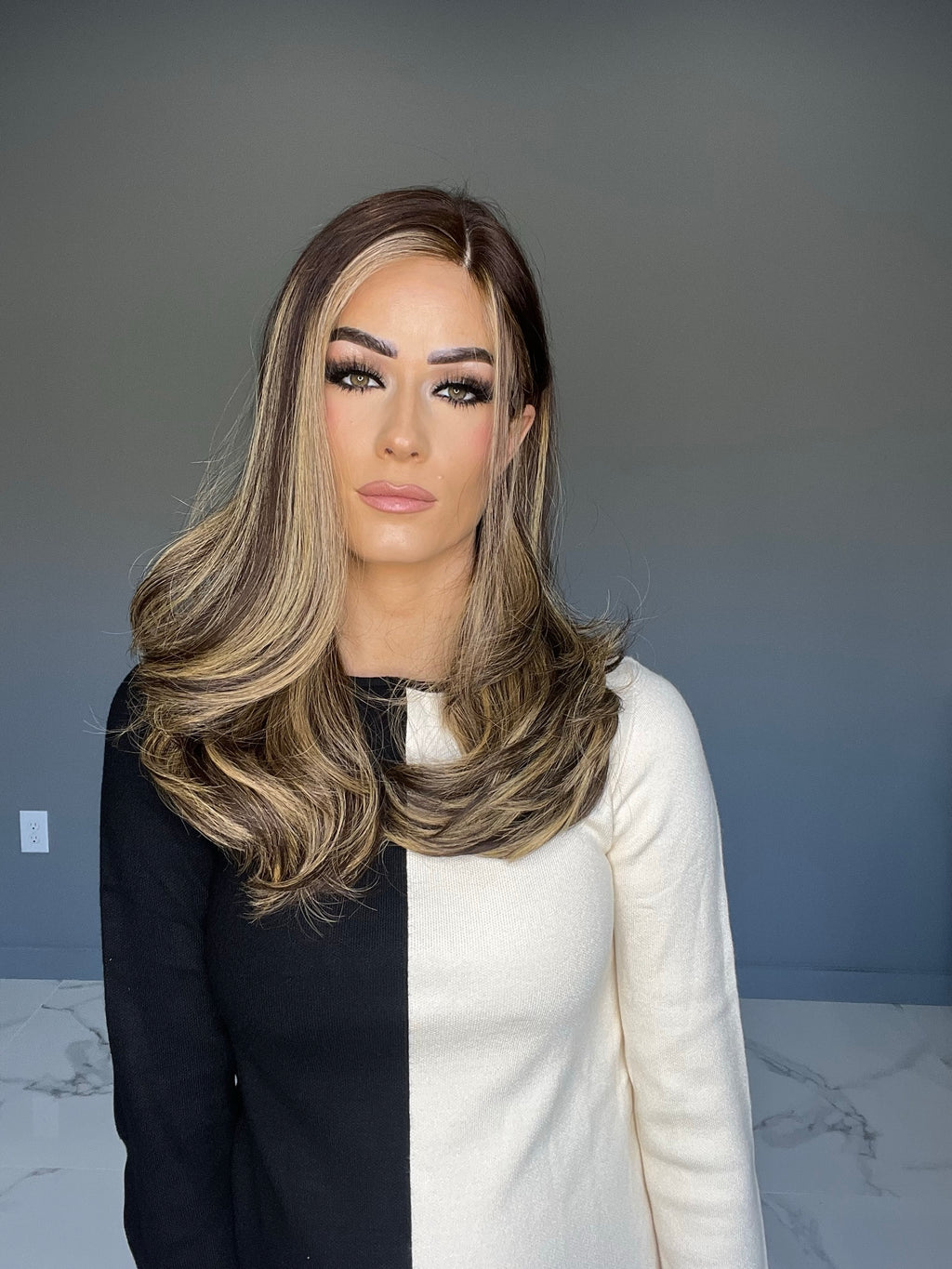 Beka 240 l Medium brown with soft blond balayage and money pieces Wig