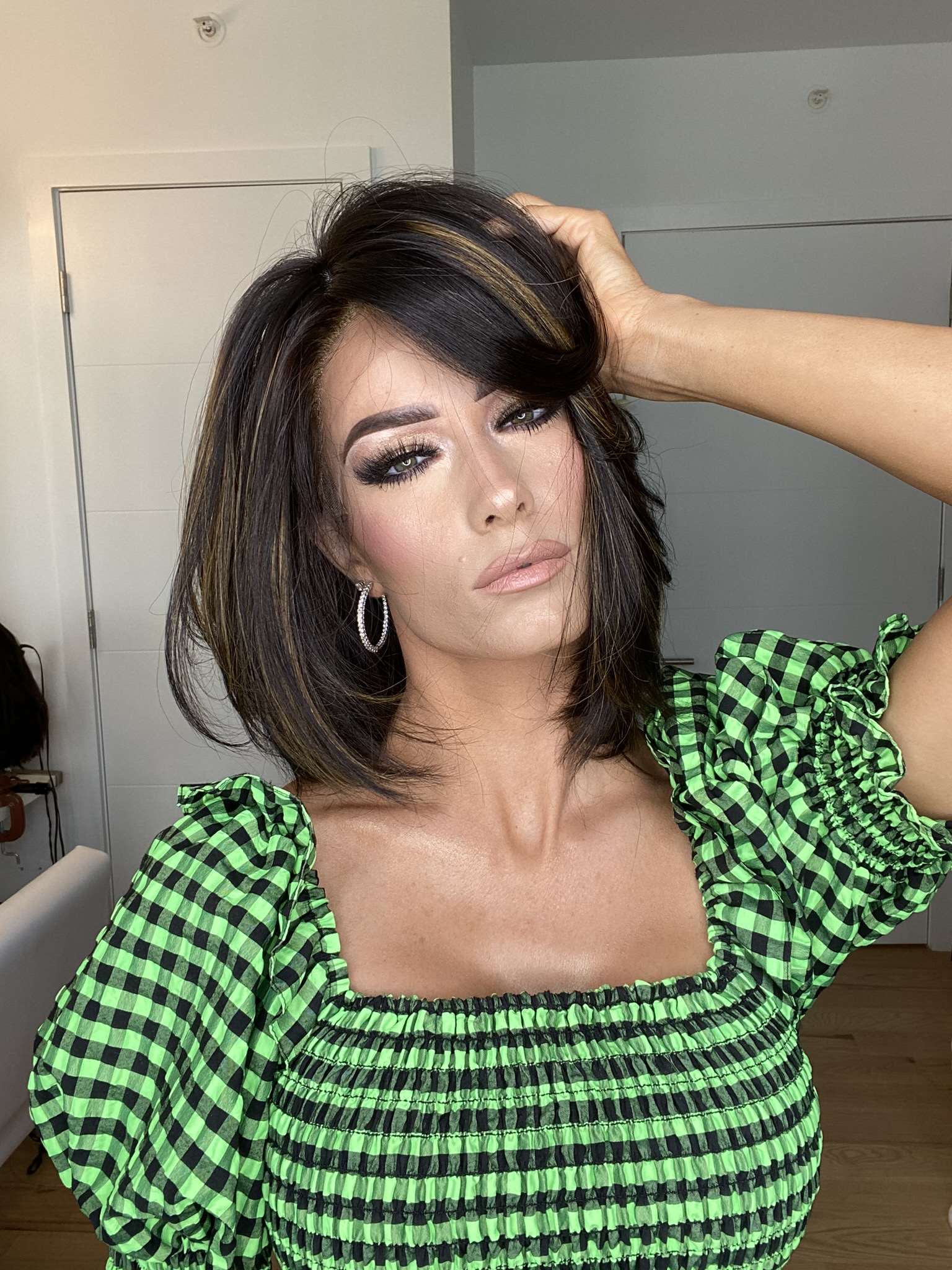 Beka 101 - Dark brown with blond highlights Wig